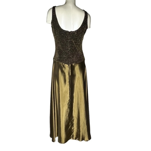 JS COLLECTIONS Metallic Gold Sleeveless Maxi Dress Evening Gown Size 12 - Picture 2 of 16